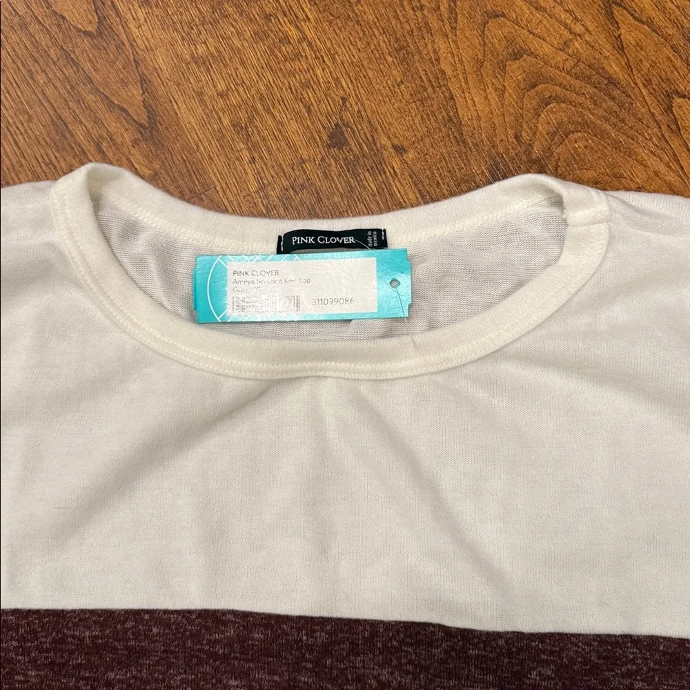 Ultra soft Pink Clover block color sweater size XL new with tags - Picture 4 of 7